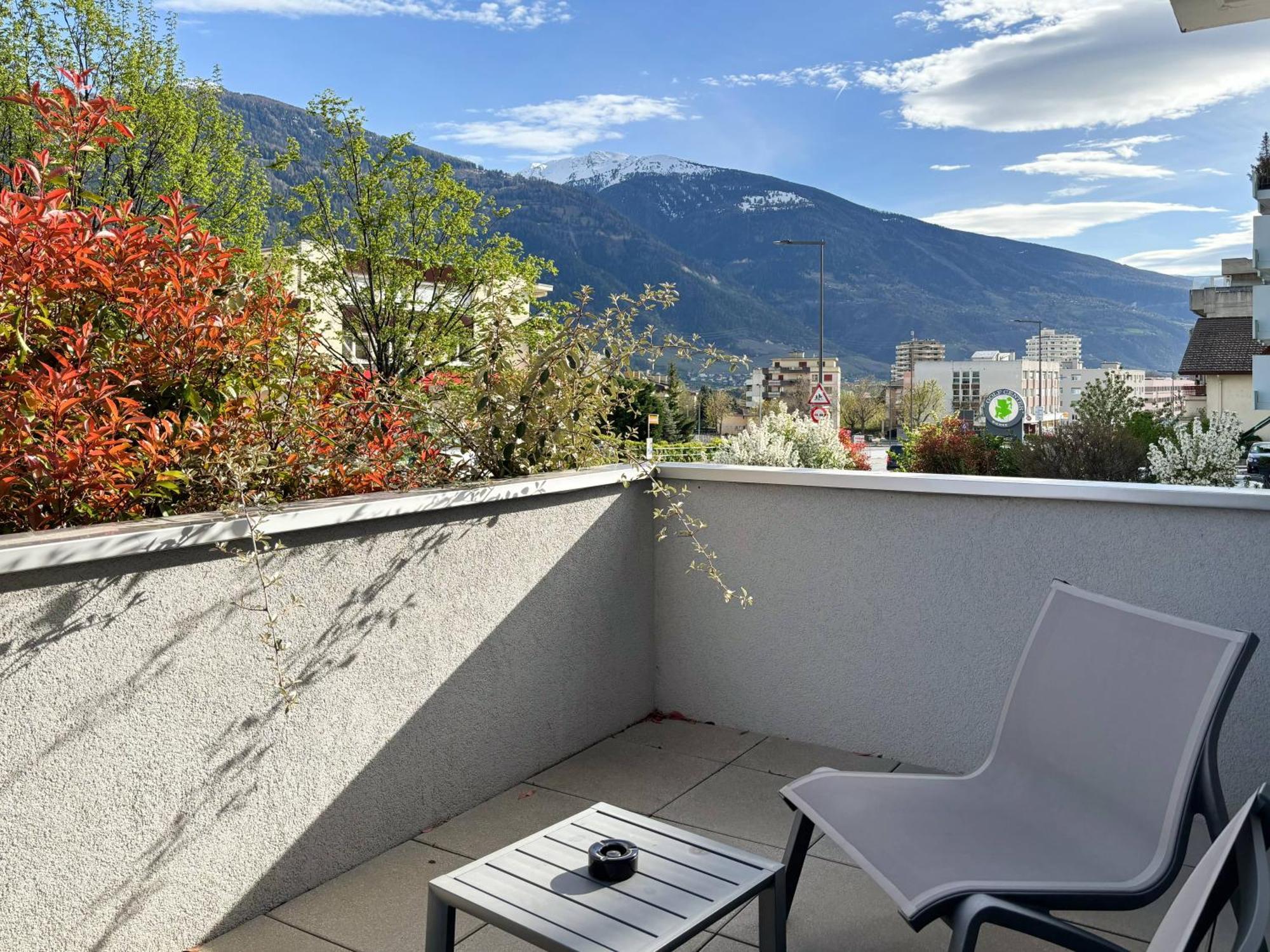 Nonanteneuf Appart Hotel Sierre - Contactless Check-In Dış mekan fotoğraf